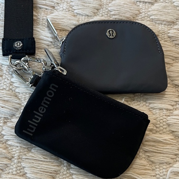 NWOT lululemon athletica Black and Gray Dual Pouch Wristlet